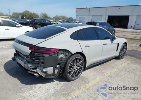 2017 Porsche Panamera 4 z USA, uszkodzony, nr VIN WP0AA2A72HL101348